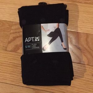 NWOT Apt.9 plush lined leggings w/faint polka-dots